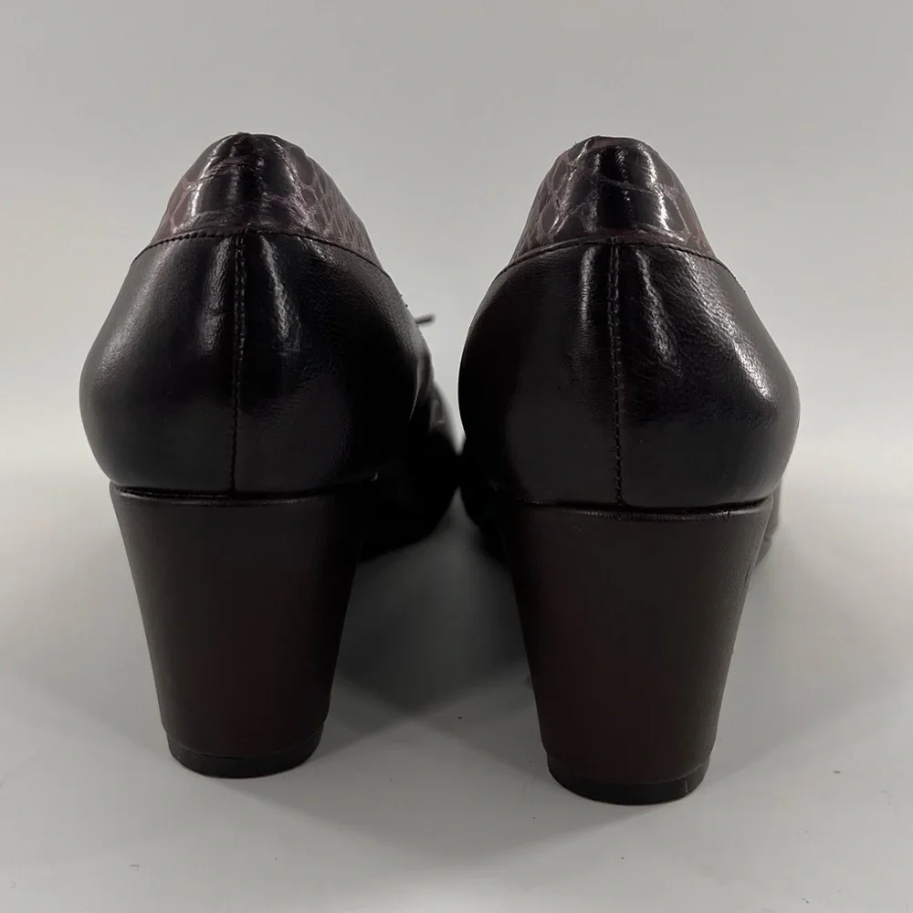 Naturalizer N5 Comfort Quaint heels 10 41.5 brown leather almond toe wedges